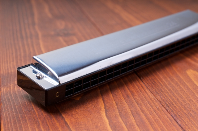 5種類のハーモニカの特色&おすすめ演奏ジャンル