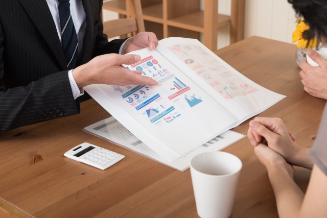 宅配買取と訪問買取の違いとメリット・デメリット比較