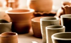 陶器と磁器の違いは？陶磁器の見分け方や種類を解説