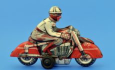 レトロおもちゃのコレクター相場を調べる方法