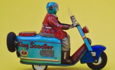 ブリキのおもちゃの、錆や変色を防ぐお手入れ方法