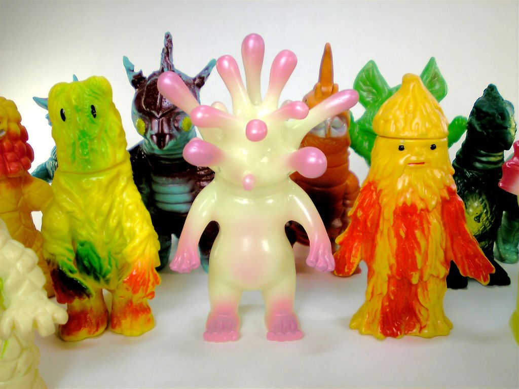 怪獣ソフビが500万円！コレクターなら知っておきたい、マルサンとブルマァクとは