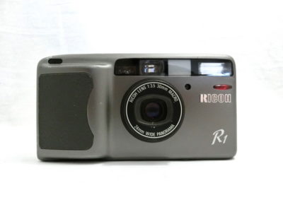 RICOH R1