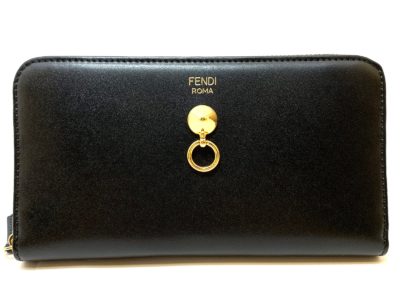 フェンディ ラウンドファスナー 長財布