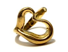 ティファニー リング 750YG オープンハート