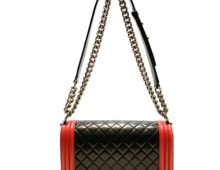 シャネル チェーンショルダー ボーイシャネル